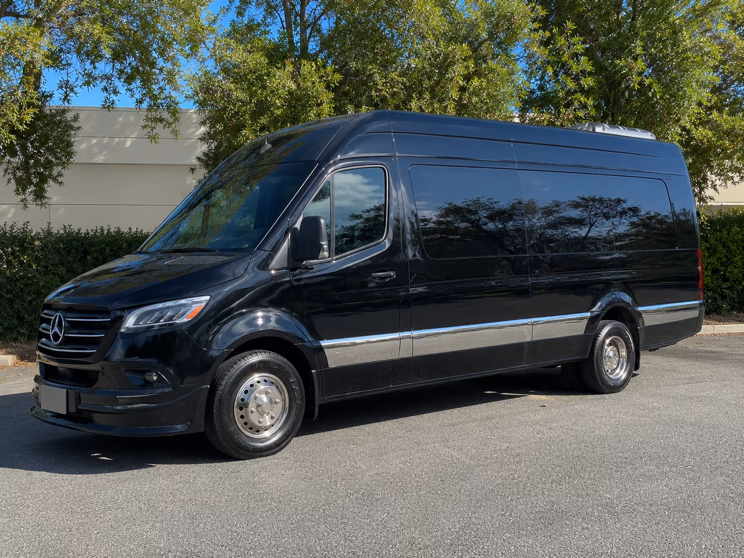 find the perfect transportation for your next corporate event 3