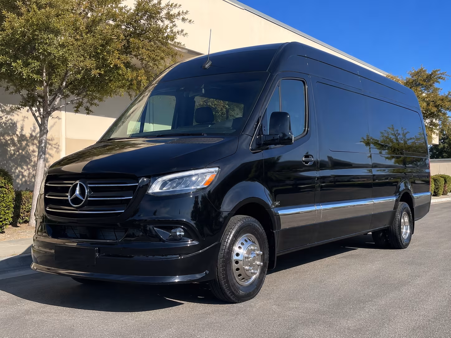 find the perfect transportation for your next wine tour 5